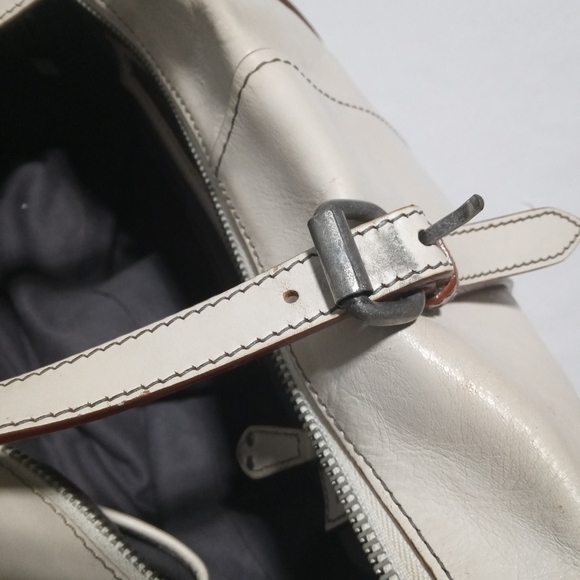 Olivia Harris Zip Closure Gun Metal Detail Satchel Handbag - Picture 9 of 12